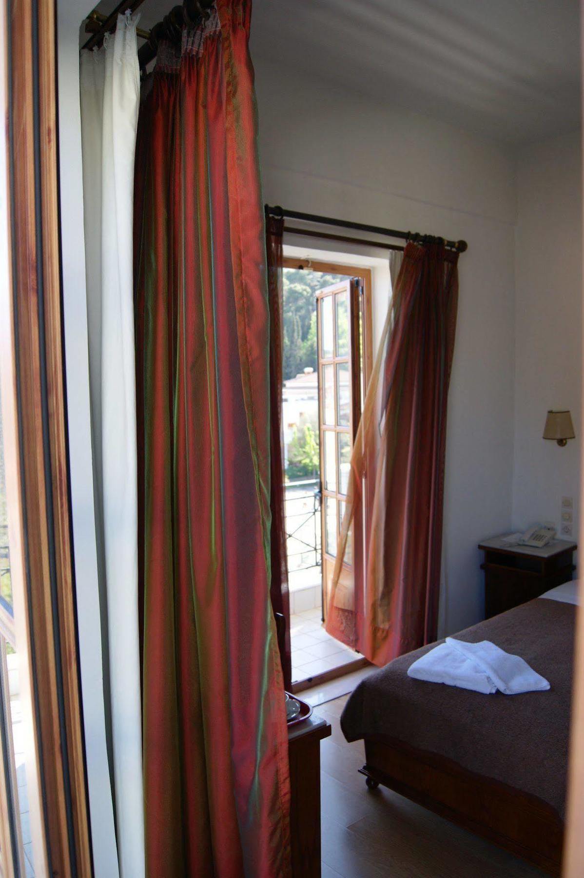 Hotel Pelops Ancient Olympia Ngoại thất bức ảnh